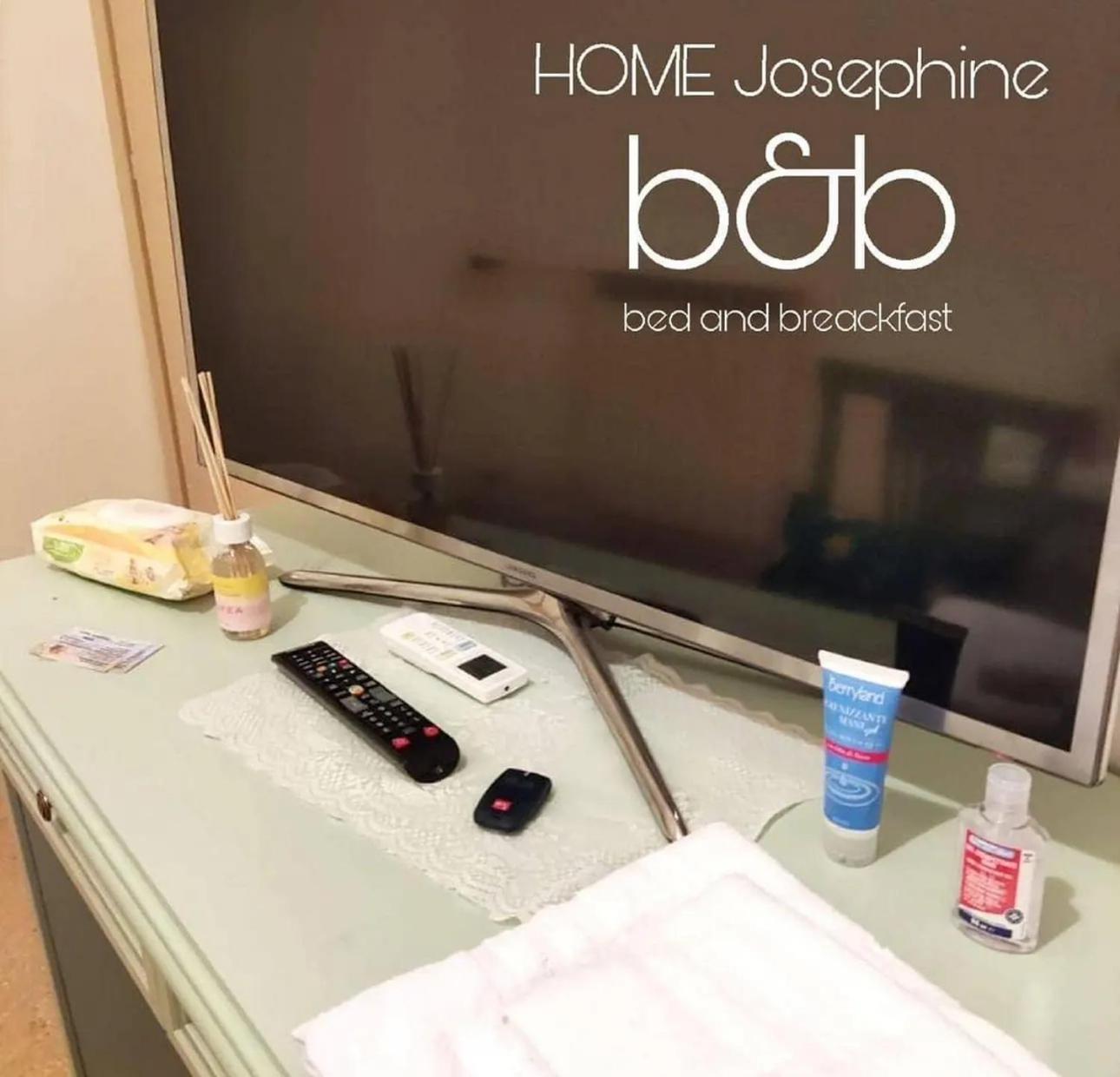 Home Josephine, A Due Passi Dalla Reggia Касерта Екстериор снимка